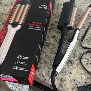 Remington 4-in-1 Waver